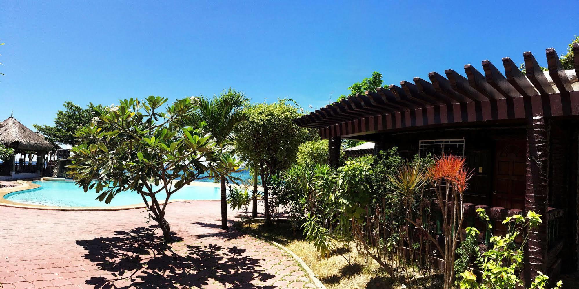 Blue Garden Resort Lapu-Lapu City Esterno foto